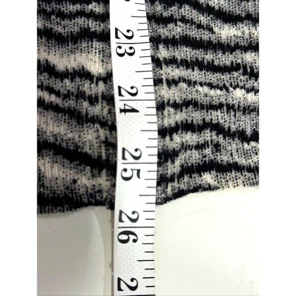 Equipment Femme Zebra Print Wool Zip Up Knit Cardigan Pockets Size XS Soft NWOT - Picture 10 of 14